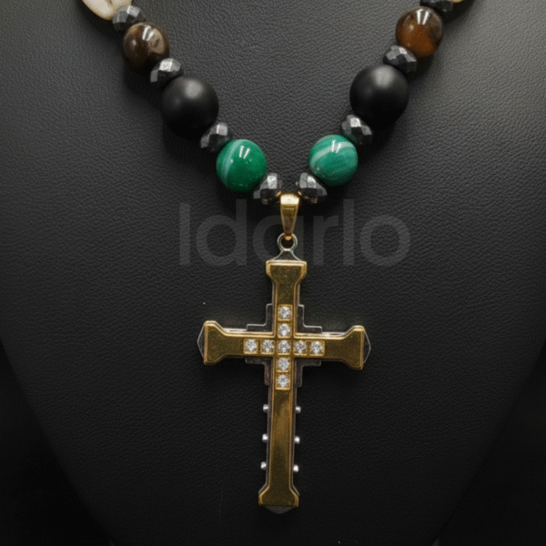 Regal Elegance Necklace – Cowrie Shells & Golden Cross