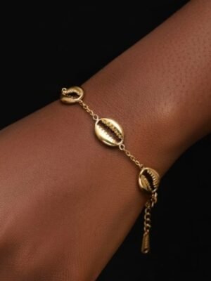 Aura Cowrie Bracelet